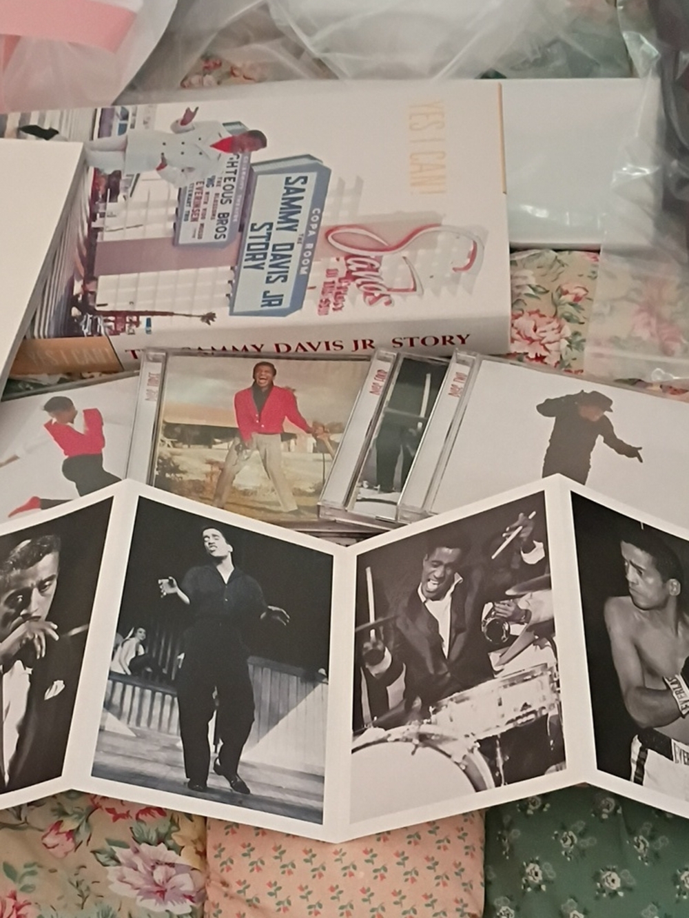 Sammy Davis Jr Memories CD, Postcards And Book Set